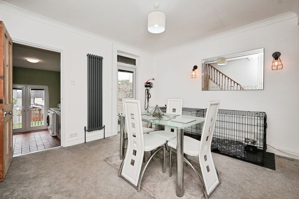 Property photo 3 of 16 Photo