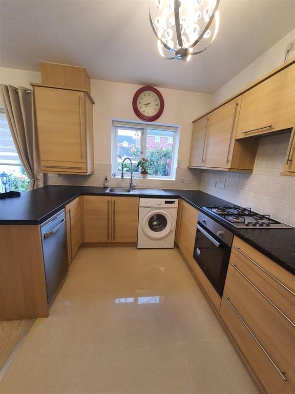 Property photo 2 of 10 Kitchen 2.Jpg