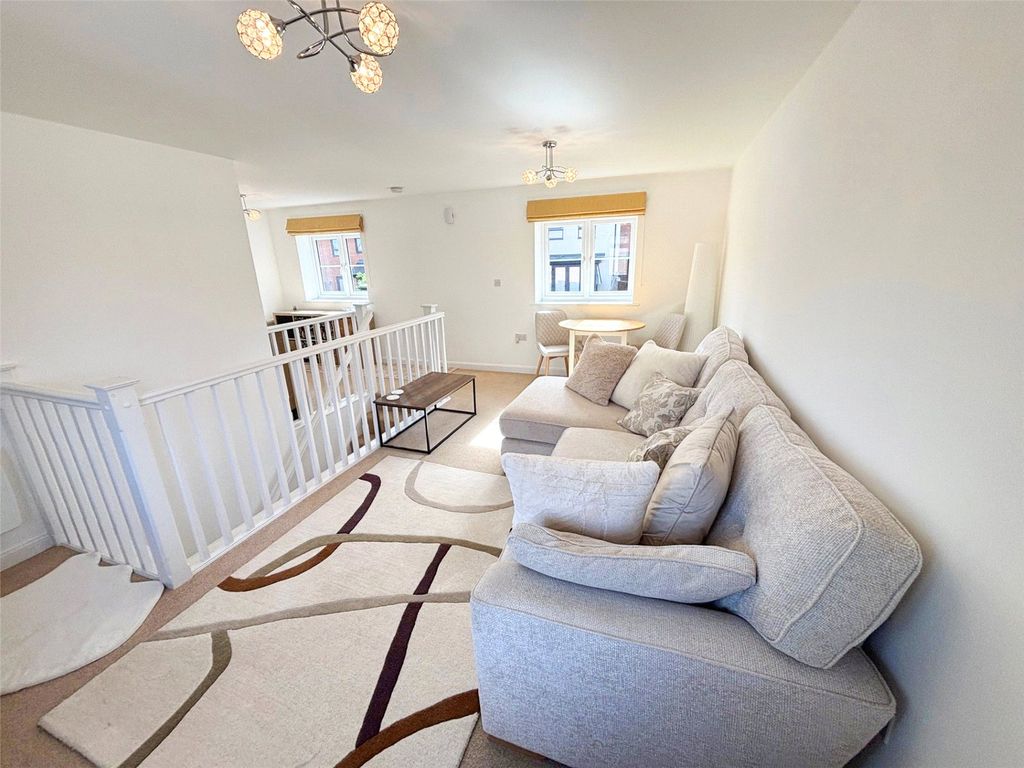 Property photo 2 of 12 Picture No. 23