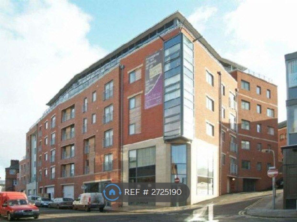 Property photo 2 of 20