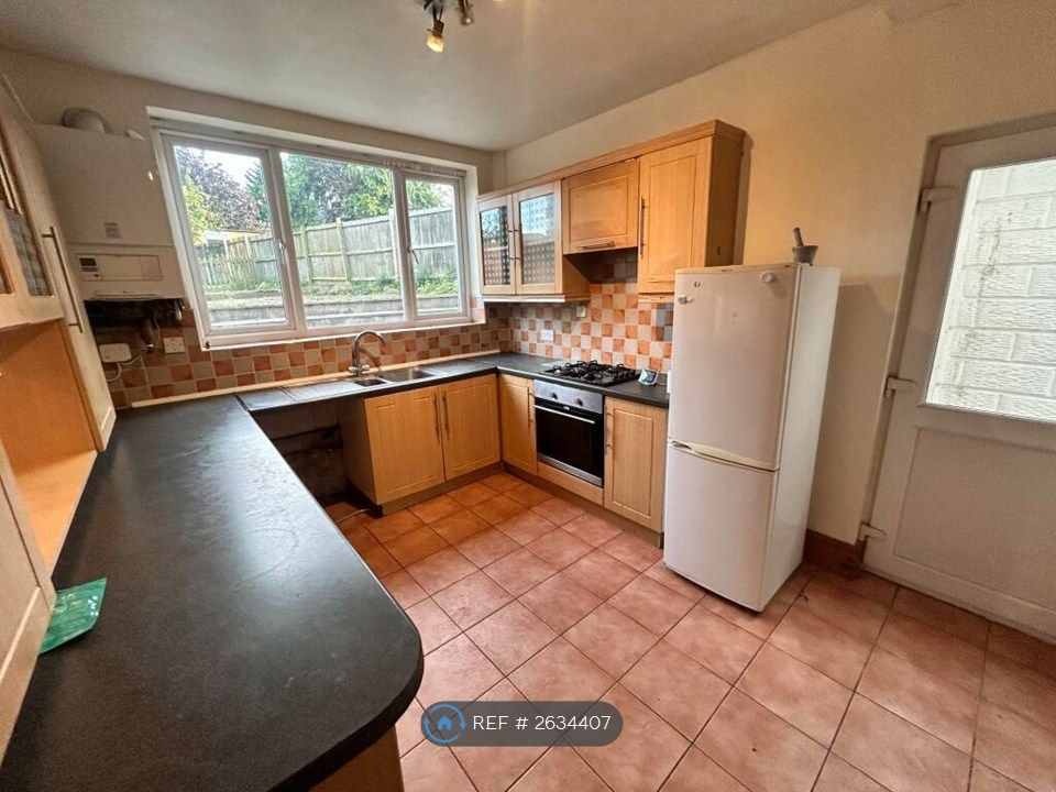 Property photo 3 of 5