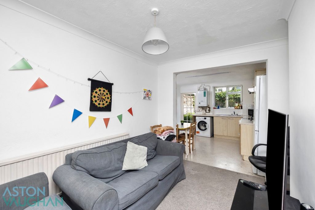 Property photo 2 of 20 5000263