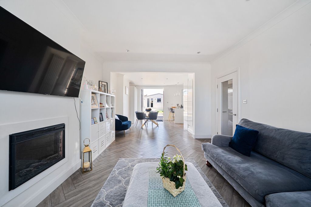 Additional image 13 of 5 bed terraced house for saleCannon Hill Lane, Raynes Park, London SW20