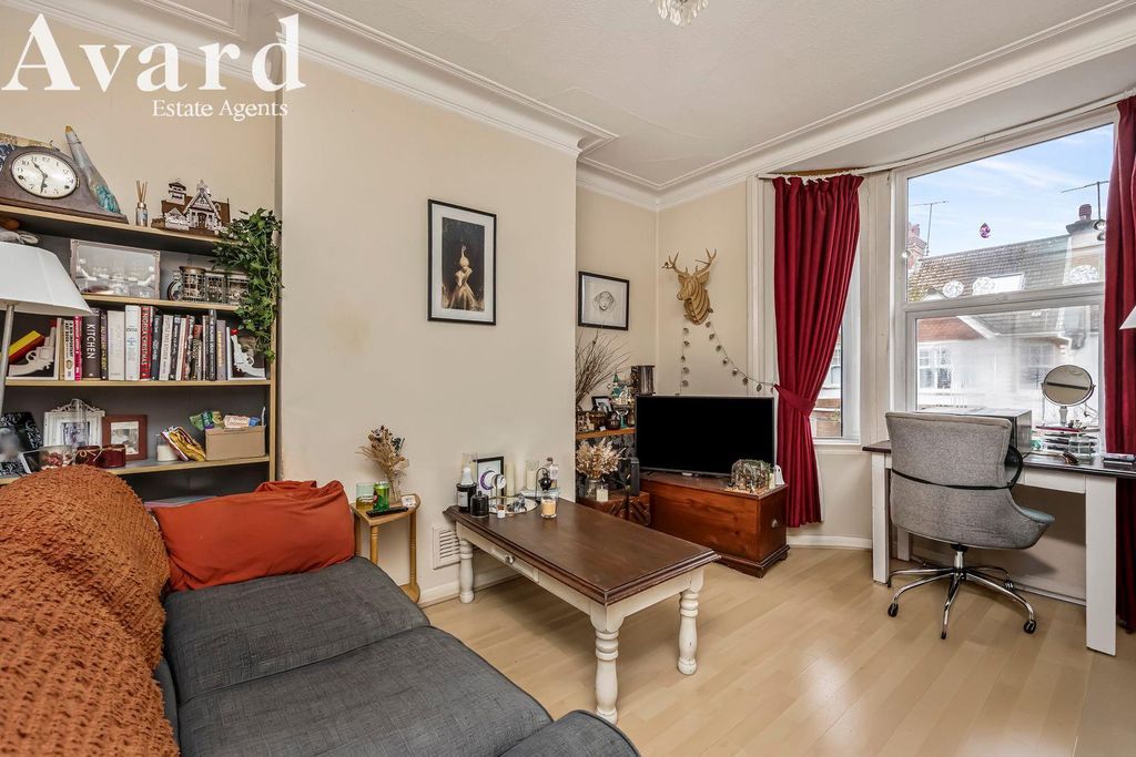 Property photo 2 of 11 8.Jpeg