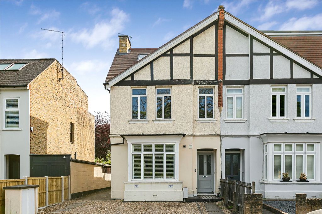Property photo 1 of 24 Exterior
