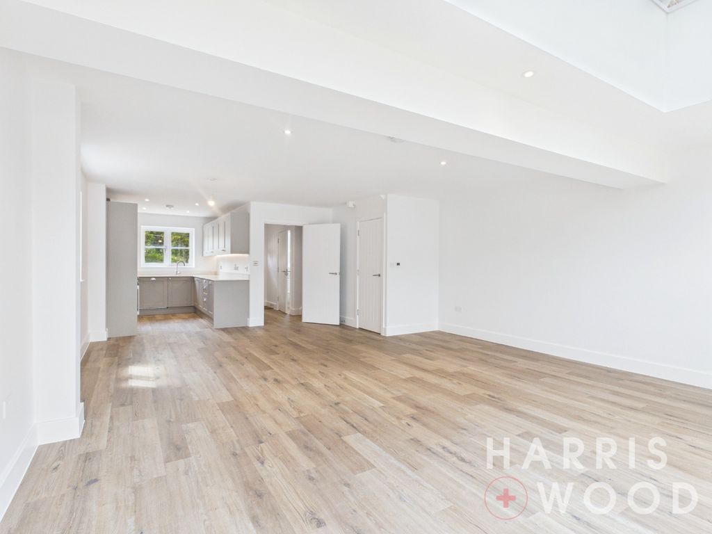 Property photo 3 of 25 5446393