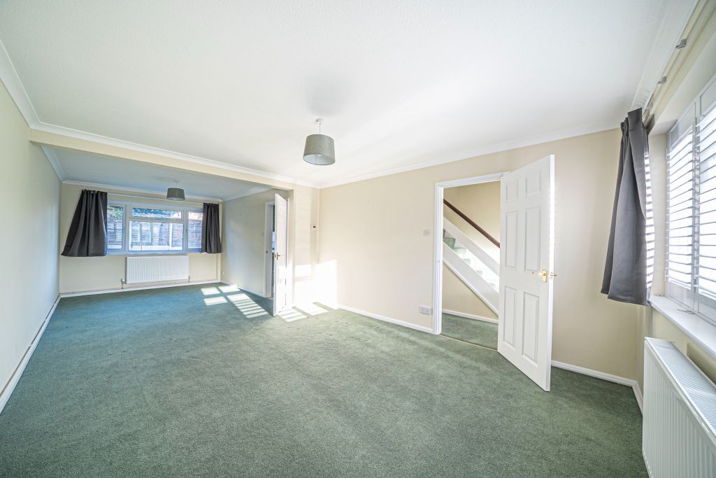 Property photo 2 of 21