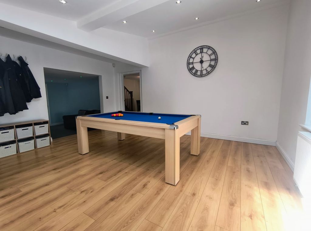 Property photo 2 of 26