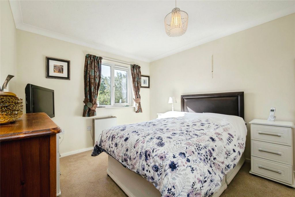 Property photo 3 of 11 Bedroom One