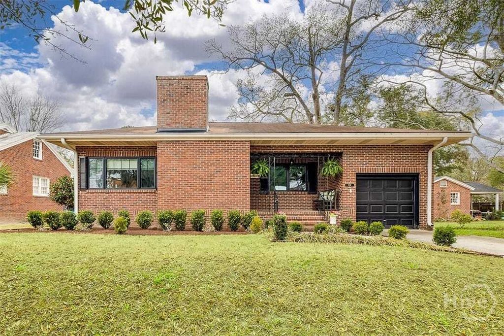 Property photo 1 of 26