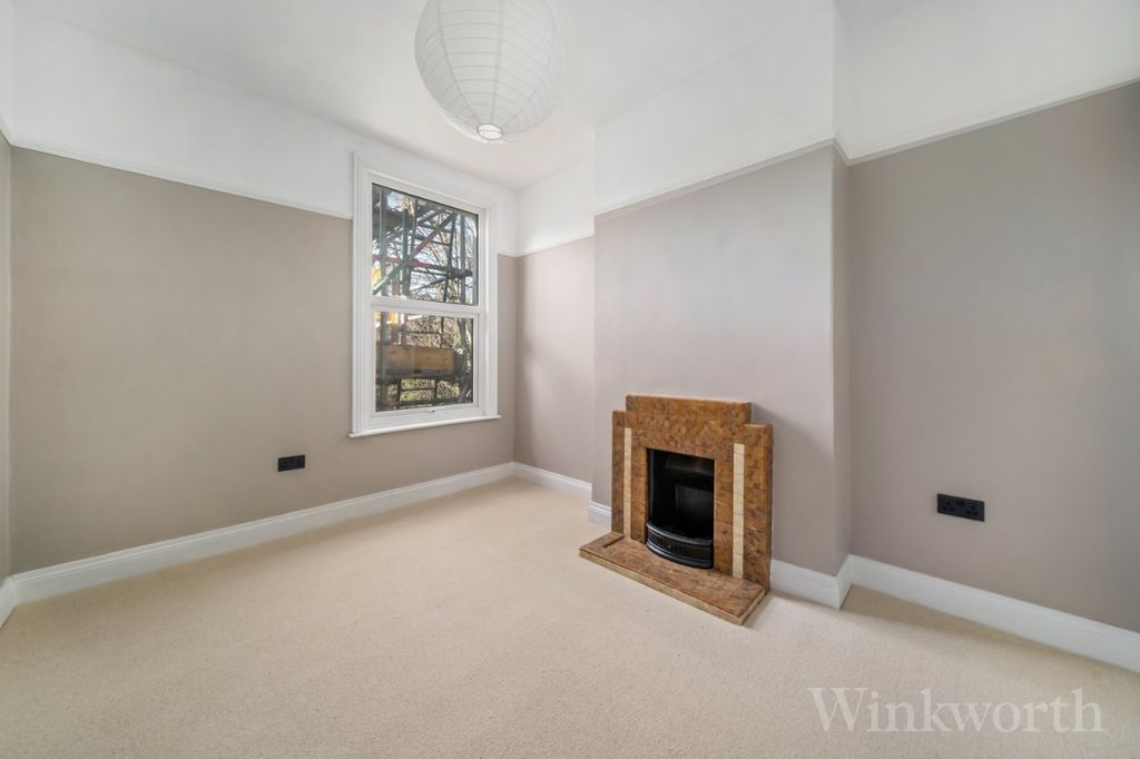 Property photo 2 of 12 Picture No. 09