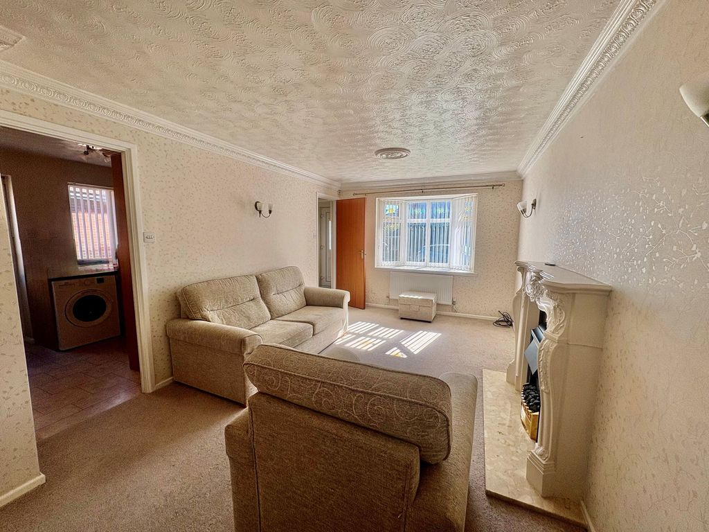 Property photo 3 of 16