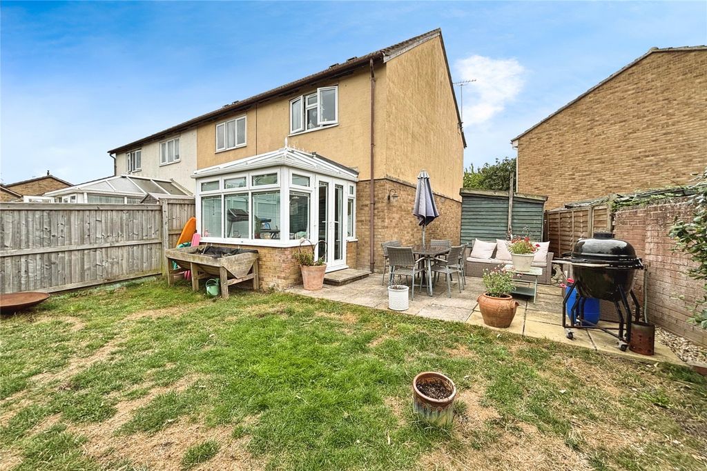 Property photo 2 of 26 Picture No. 25