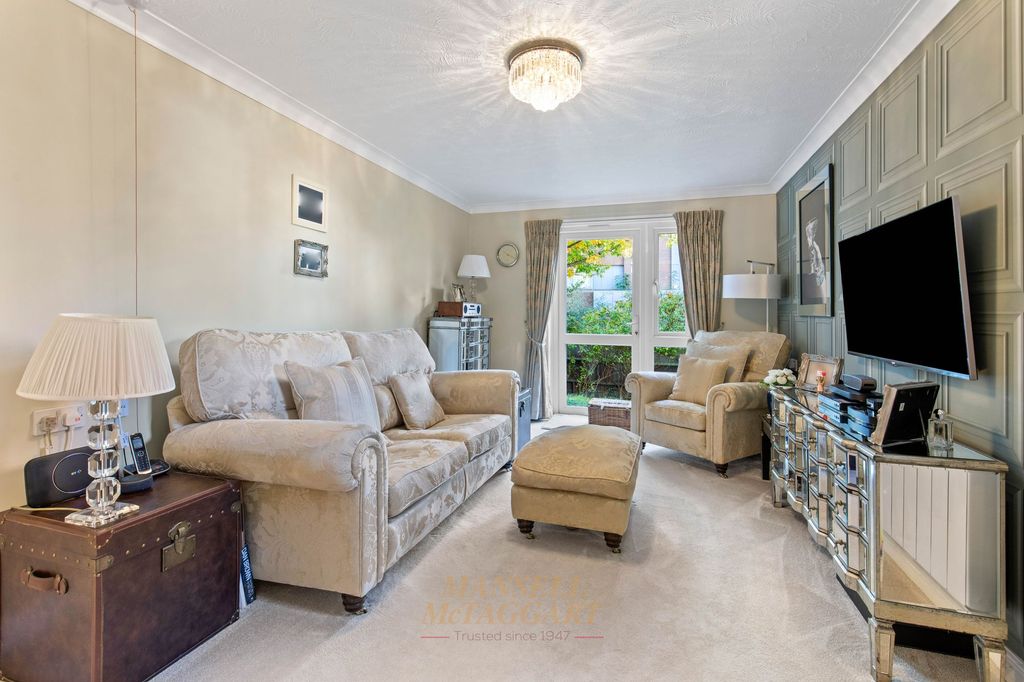 Property photo 3 of 15