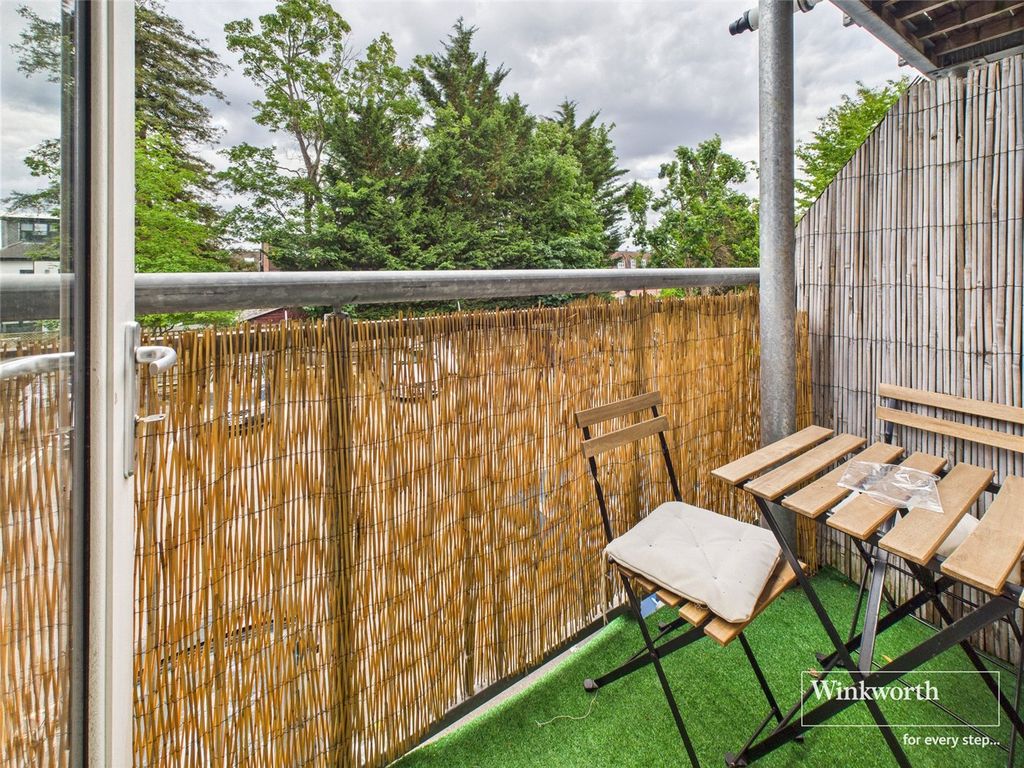 Property photo 2 of 13 Balcony