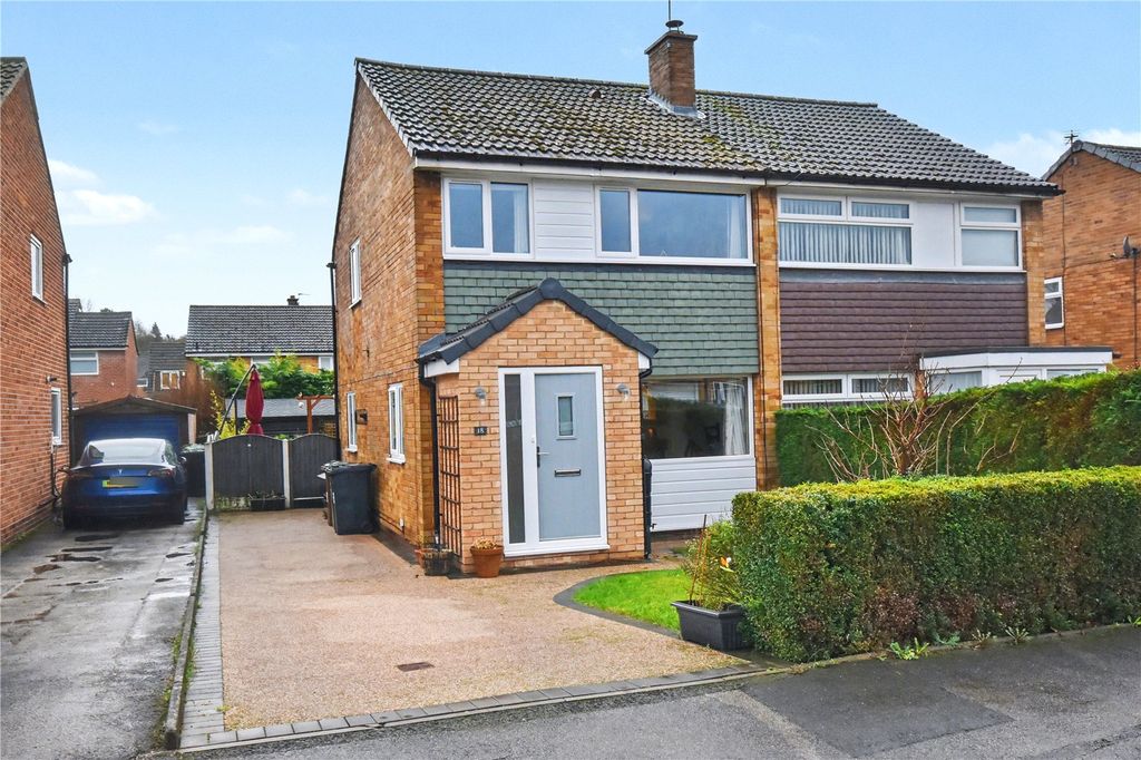 Property photo 1 of 17 Picture No. 01