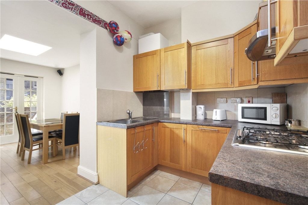 Property photo 2 of 10 Picture No. 08