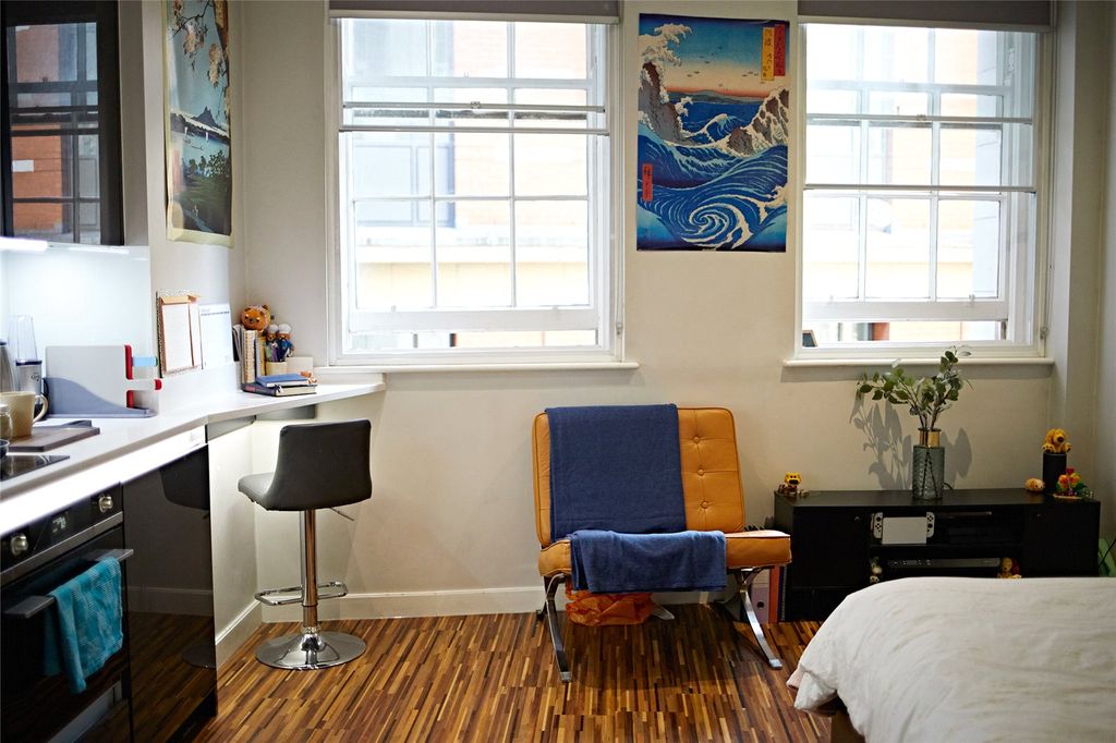 Property photo 3 of 9