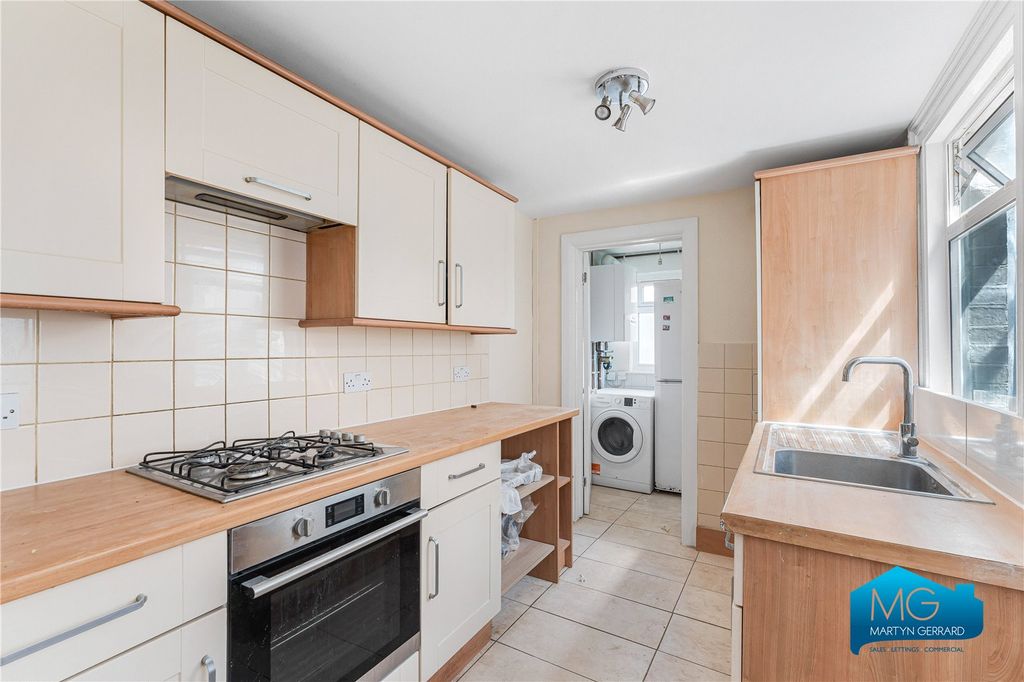 Property photo 3 of 12 Picture No. 20