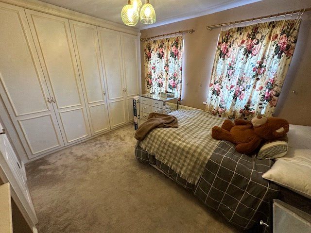 Property photo 1 of 5 Picture No. 02