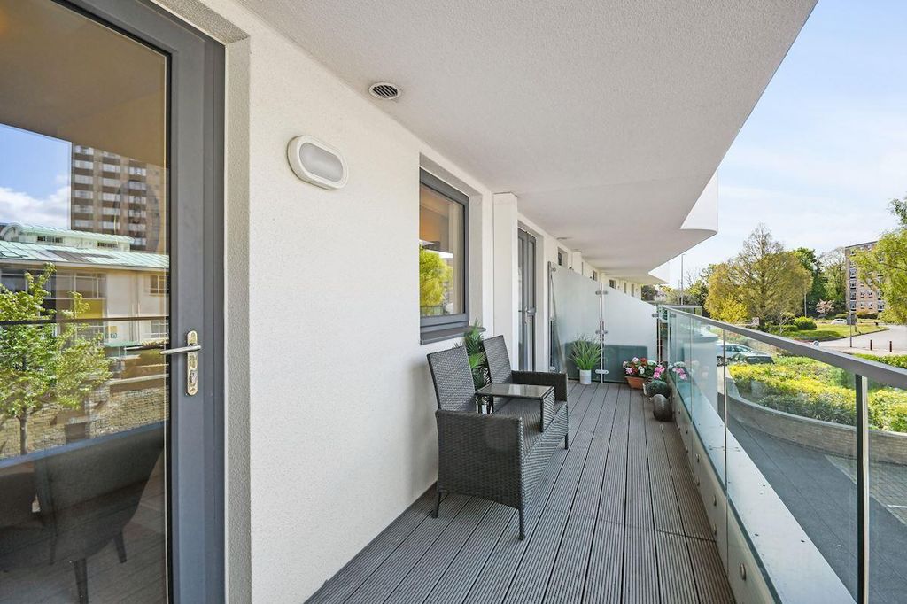 Property photo 1 of 19 Balcony.Jpg