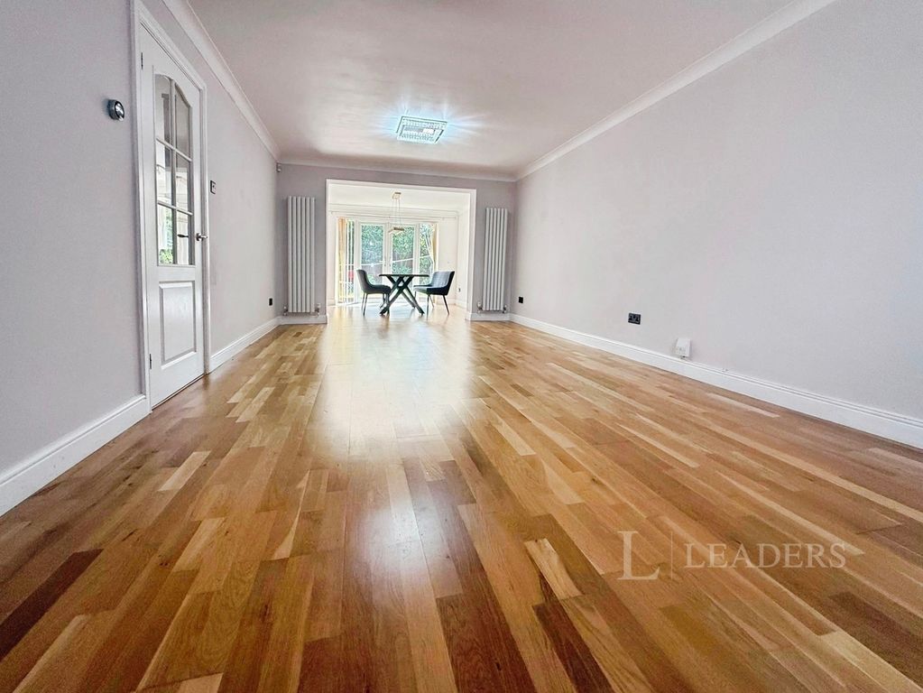 Property photo 2 of 12 Pbox-Img.Jpg