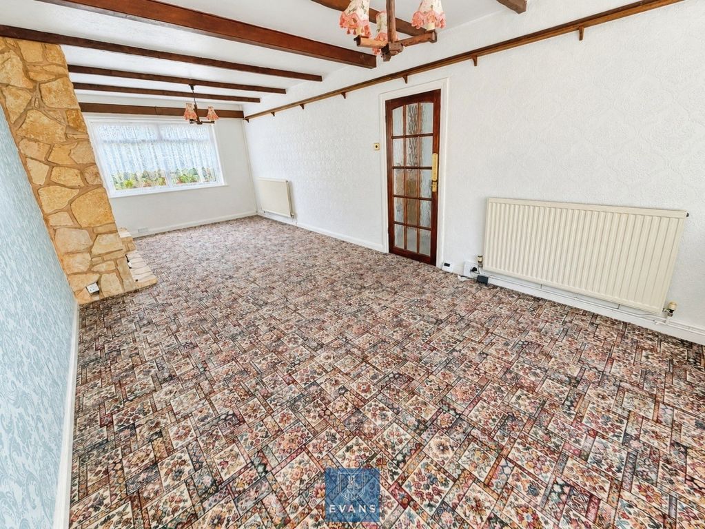 Property photo 3 of 17 Pbox-Img.Png