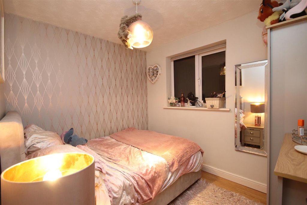 Property photo 3 of 6 Img_1032.Jpg