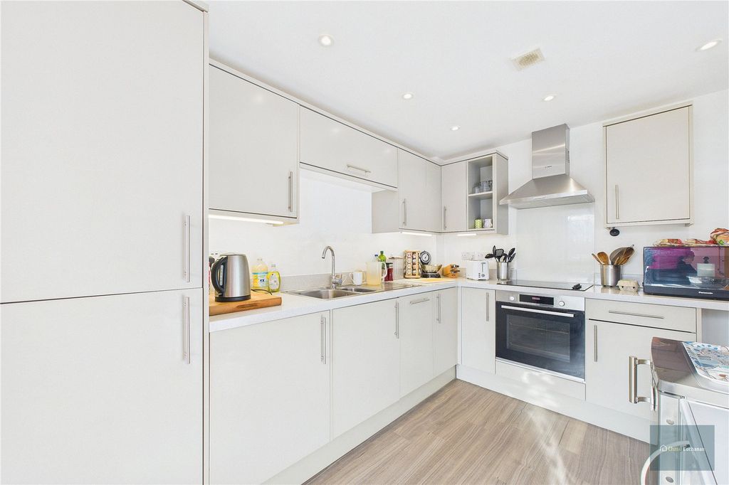 Property photo 3 of 14 Picture No. 22