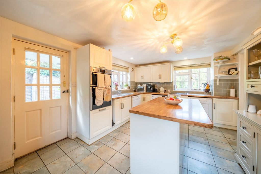 Property photo 2 of 22 Picture No. 03