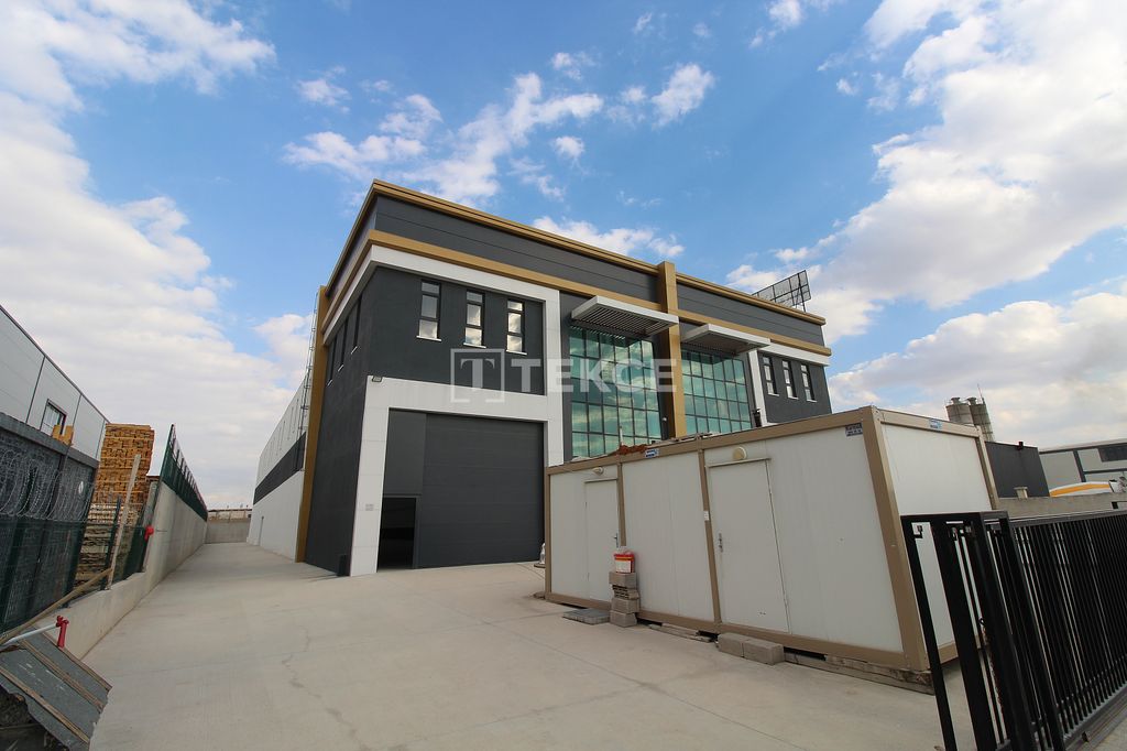 Property photo 2 of 18