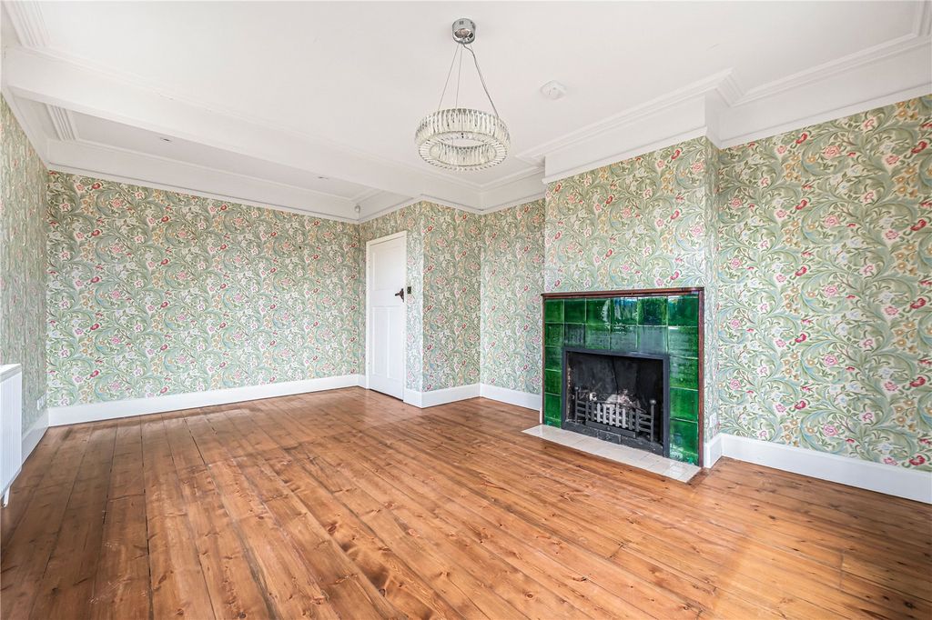 Property photo 3 of 26 Picture No. 21