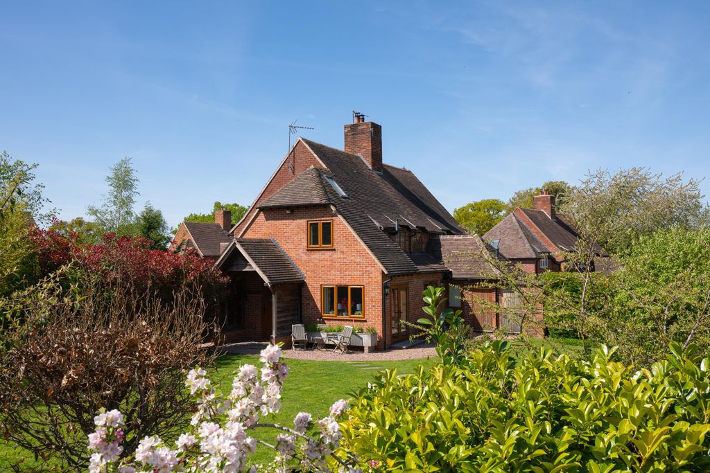 Property photo 1 of 24 Image