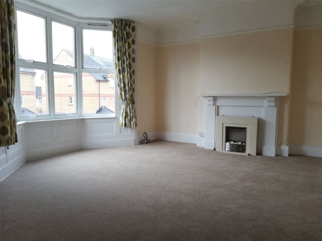 Property photo 2 of 7 Picture No. 15