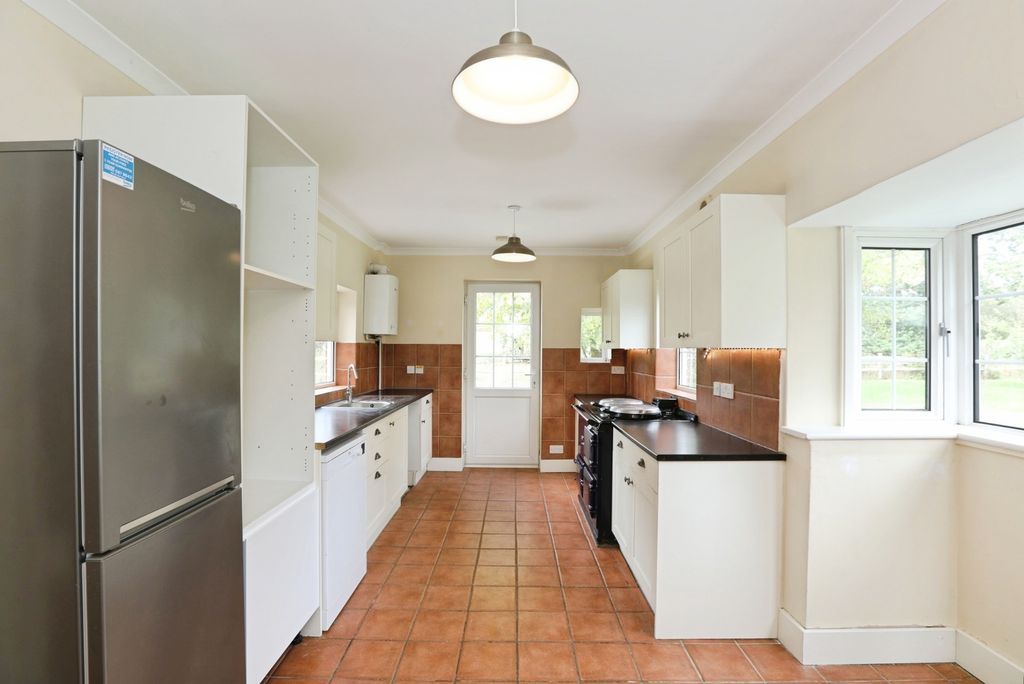 Property photo 2 of 21 Pbox-Img.Jpg