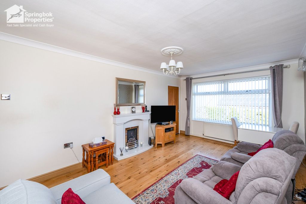 Property photo 2 of 19 Image 1