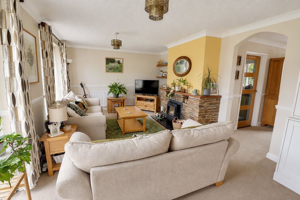 Property photo 2 of 18 2 - Picture No. 02