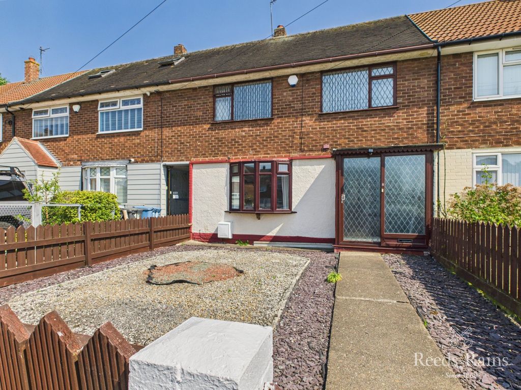 Property photo 1 of 12 External
