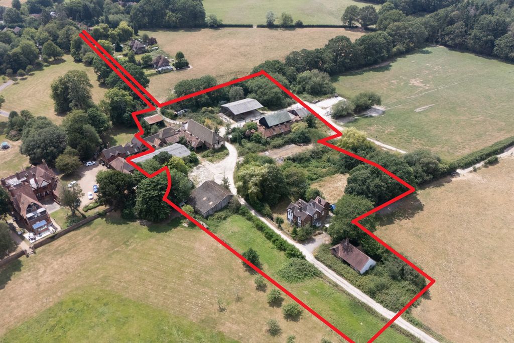Property photo 1 of 73 Westpark Villa The Old Dairy And West Park Farm Buildings, New Chapel, Surrey Rh7 6Ht