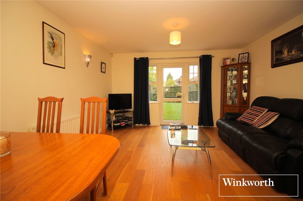 Property photo 3 of 12 Picture No. 13