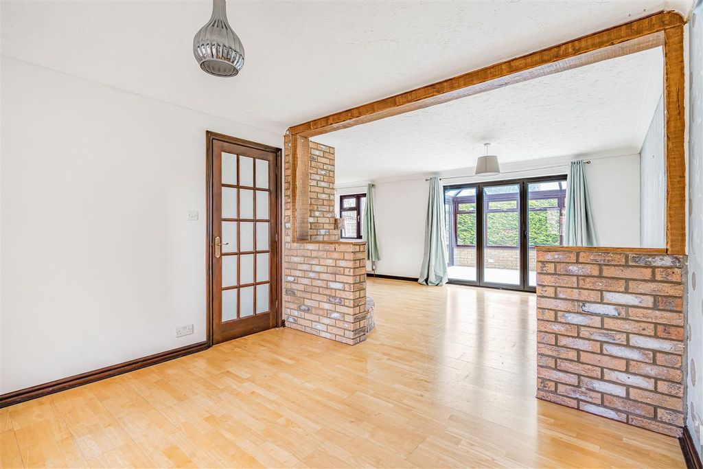 Property photo 3 of 29 21_77383-1.Jpg