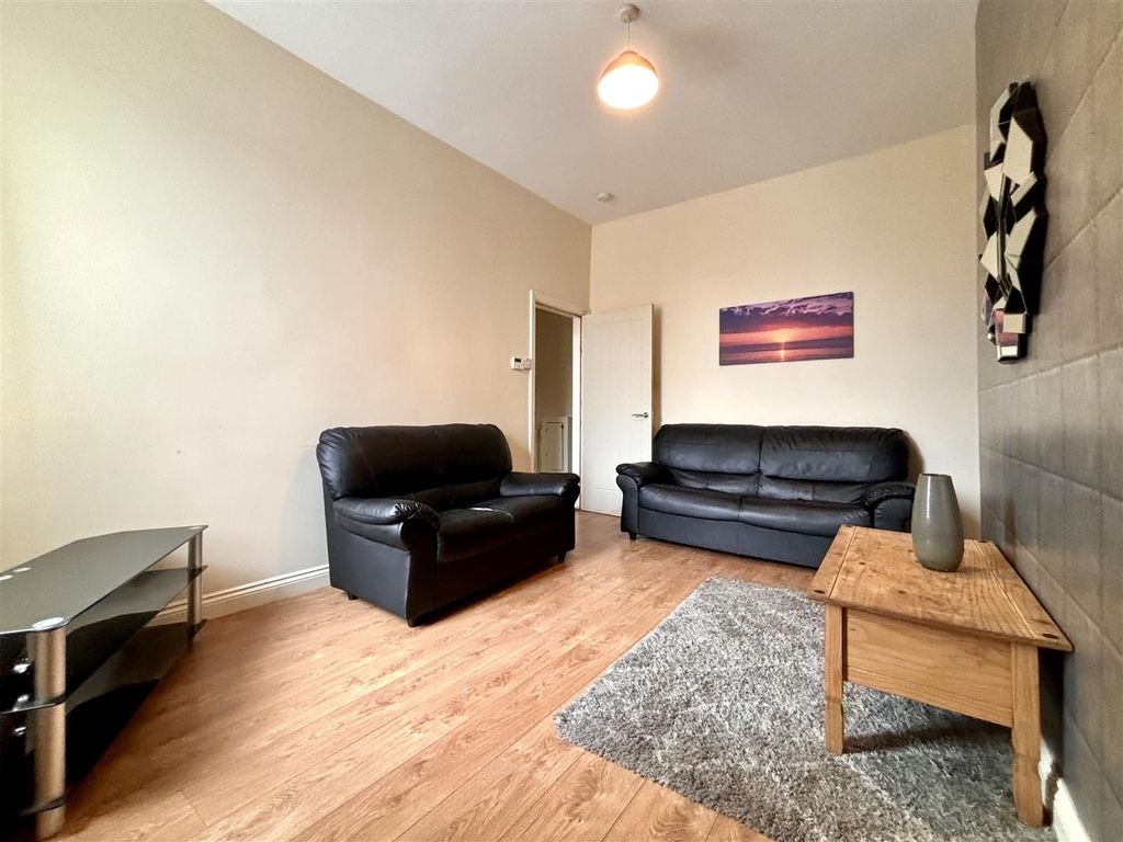 Property photo 3 of 7 Img_6787.Jpeg