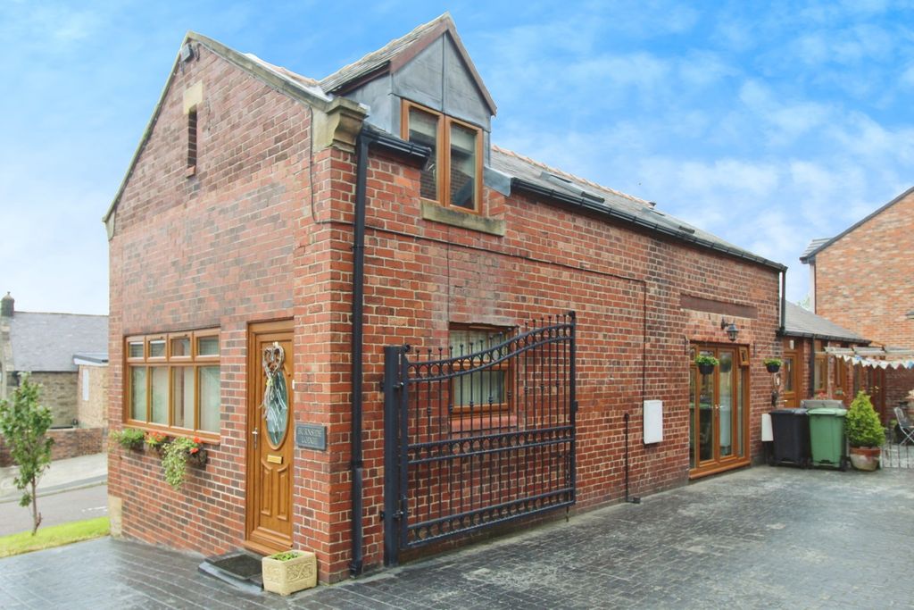 Property photo 1 of 20