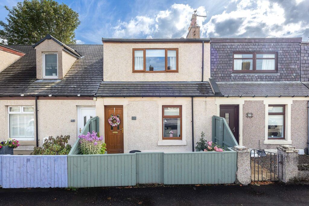 Property photo 1 of 26