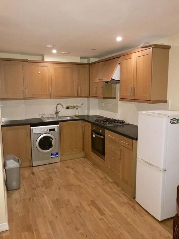 Property photo 1 of 5 Kitchen