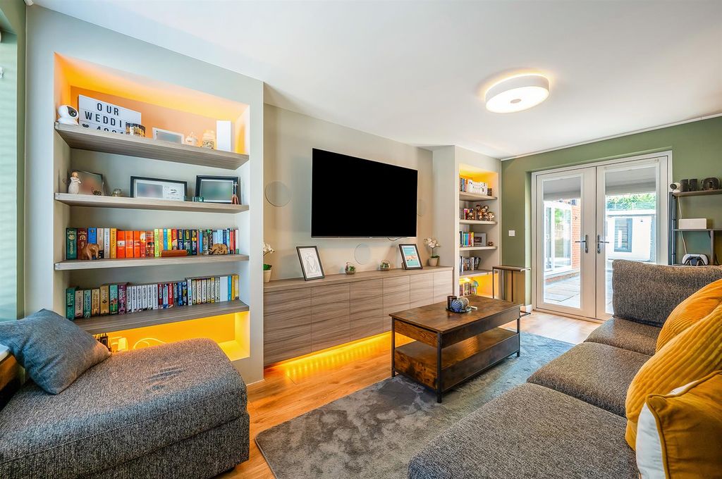 Property photo 2 of 20 Sketch_Ph19_6530518.Jpg