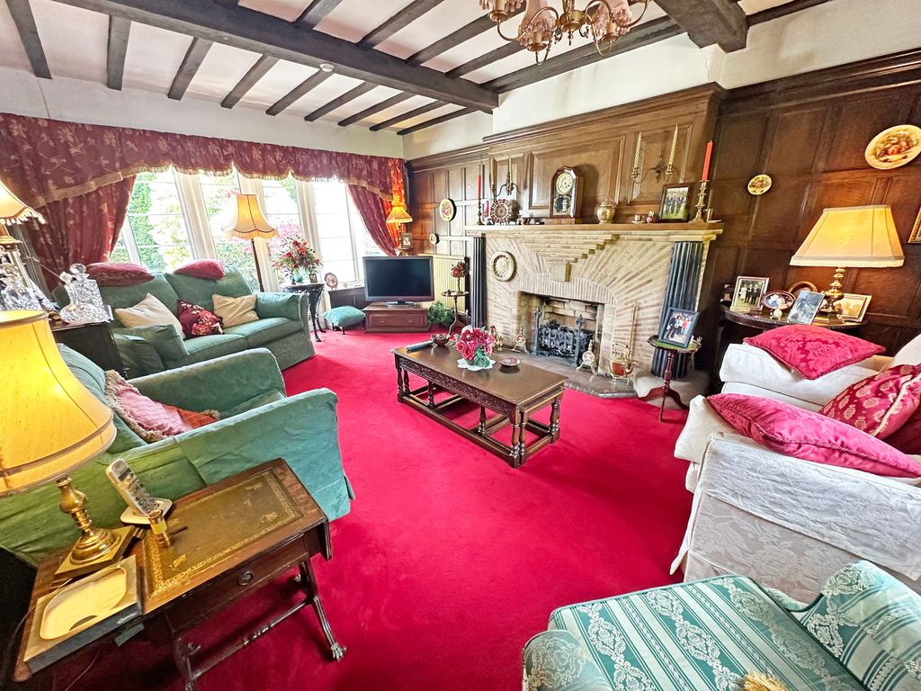 Property photo 2 of 53