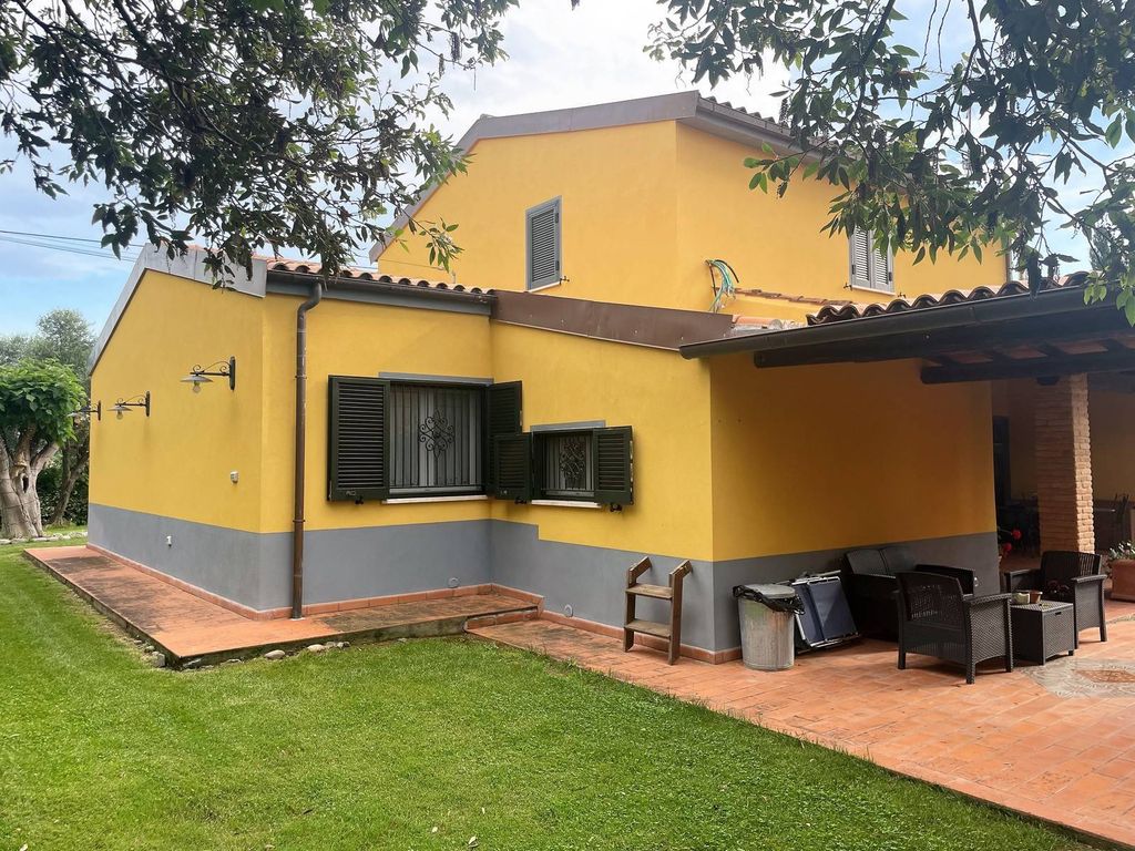 Property photo 1 of 30