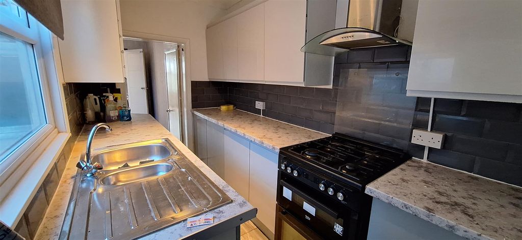 Property photo 3 of 14 20251006_125815.Jpg