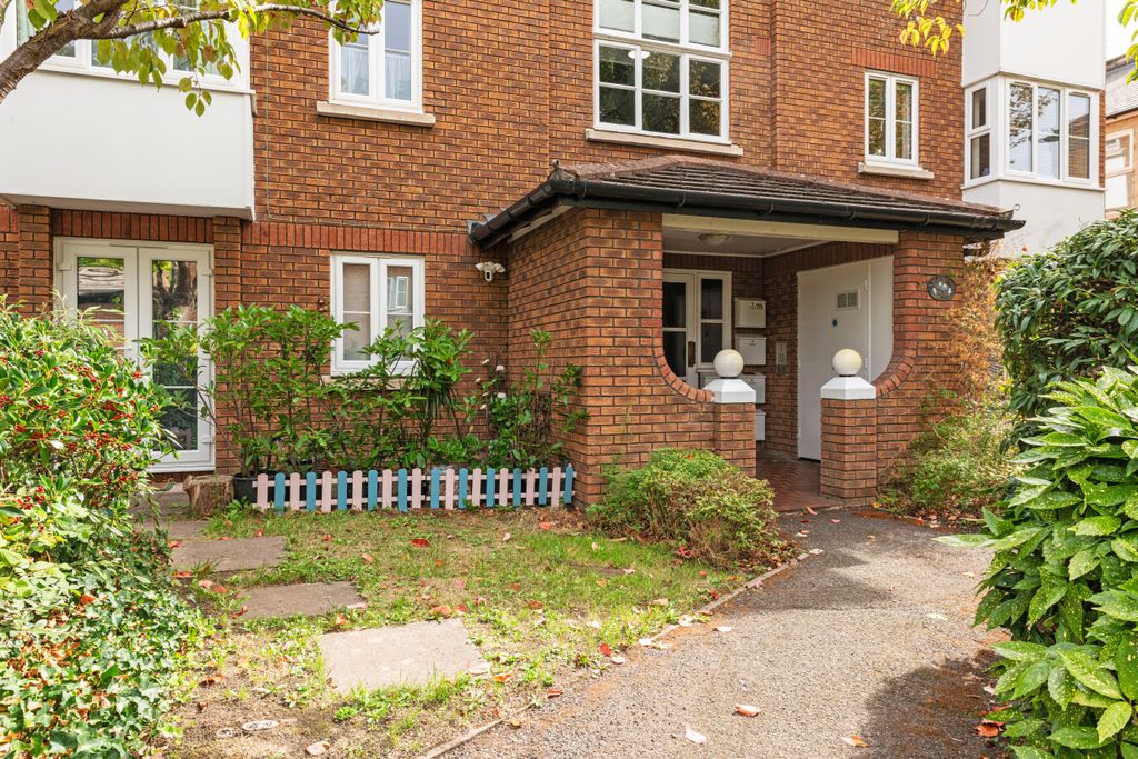 Property photo 2 of 15